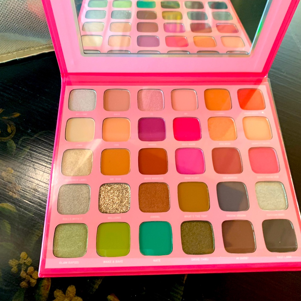 Jeffree Star Morphe X eyeshadow palette, never used